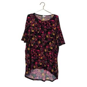 LULAROE Three Quarter Sleeve,  size Medium Irma tunic